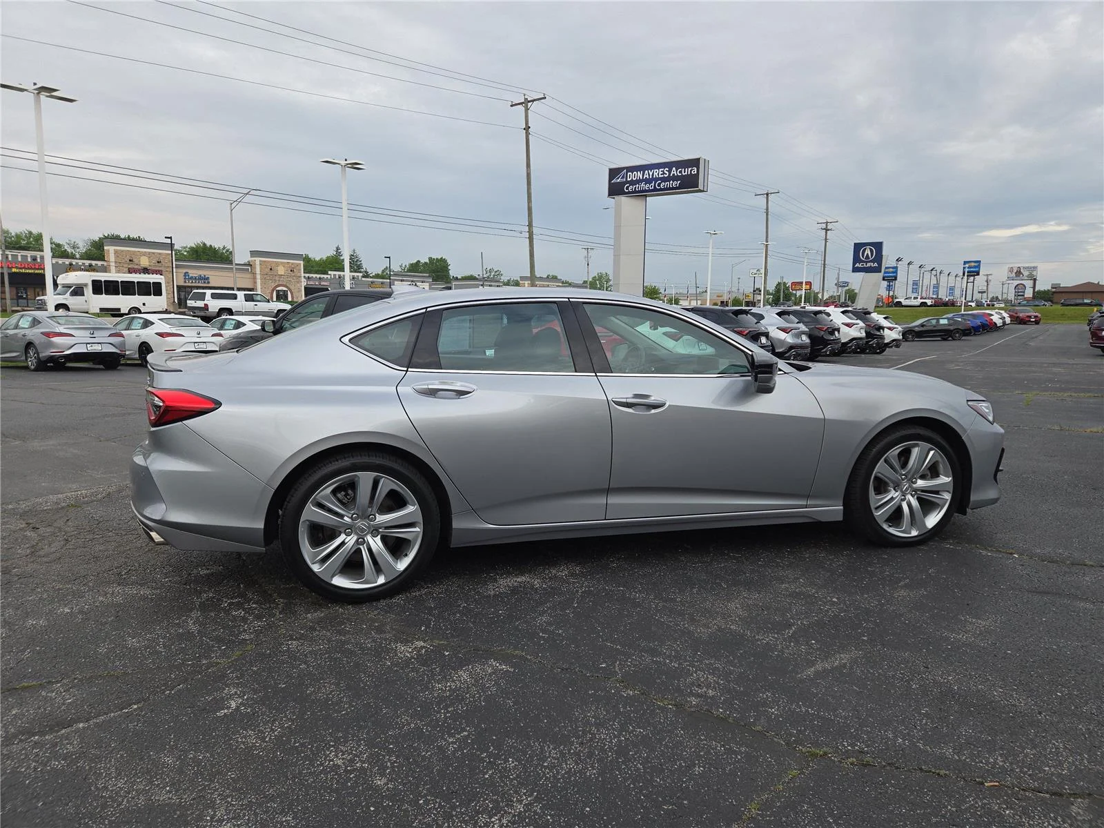 Certified Used 2023 Lunar Silver Metallic Acura TECH image 33