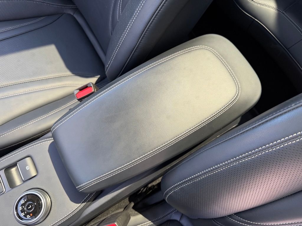 Used 2023 Space White Metallic Ford Premium image 27
