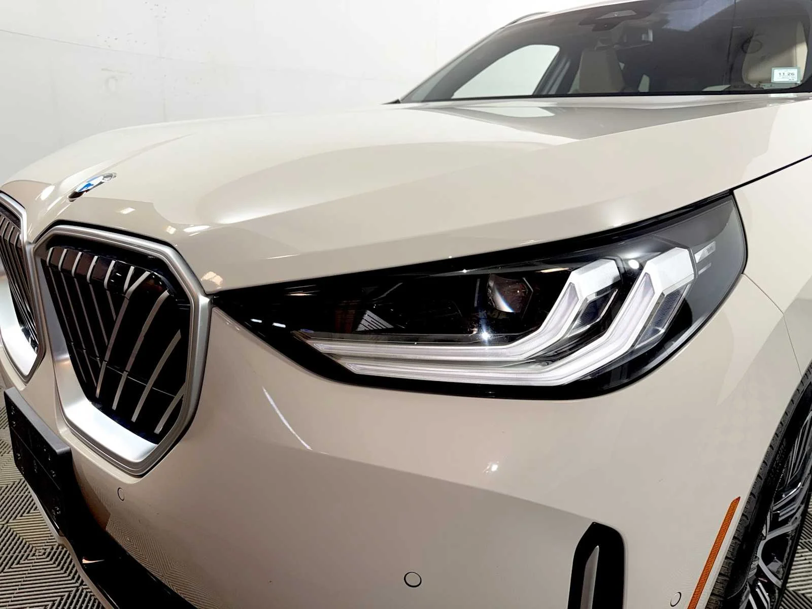 2026 BMW X3 30 - Photo 25