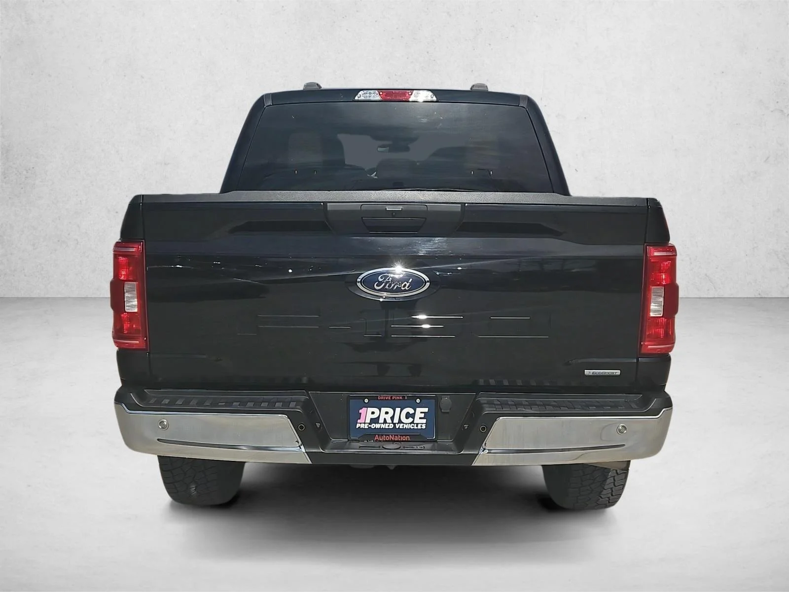 Certified Used 2023 Agate Black Metallic Ford XLT image 6
