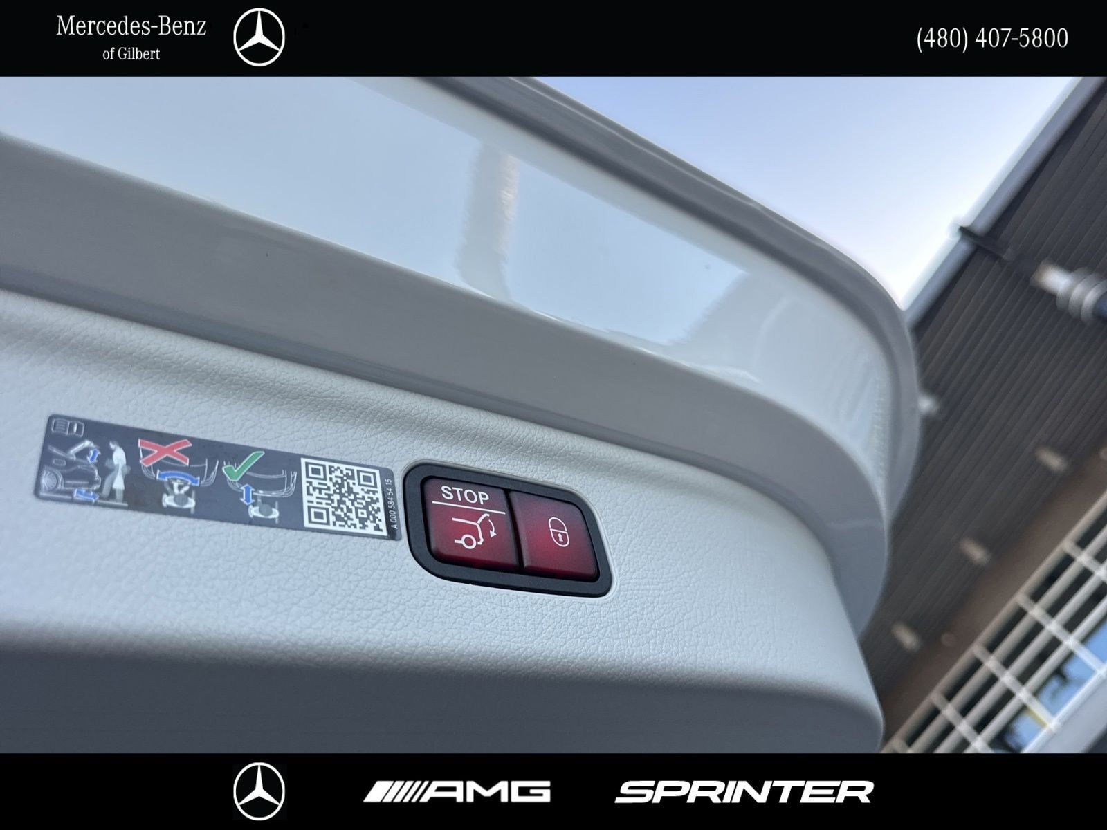 New 2026 Polar White Mercedes-Benz 320+ SUV image 8
