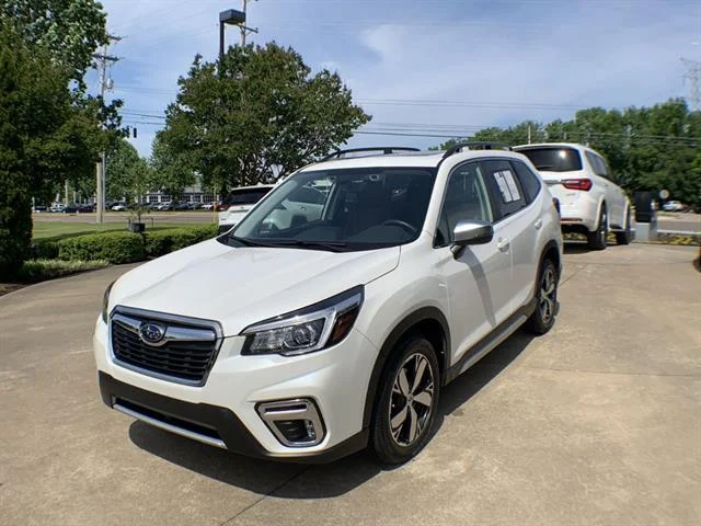 2020 Subaru Forester Touring's photo