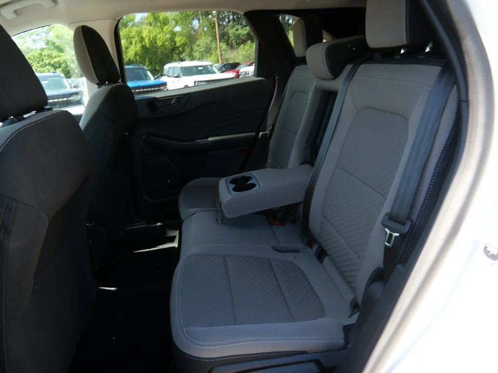 Certified Used 2022 White Ford SE image 16