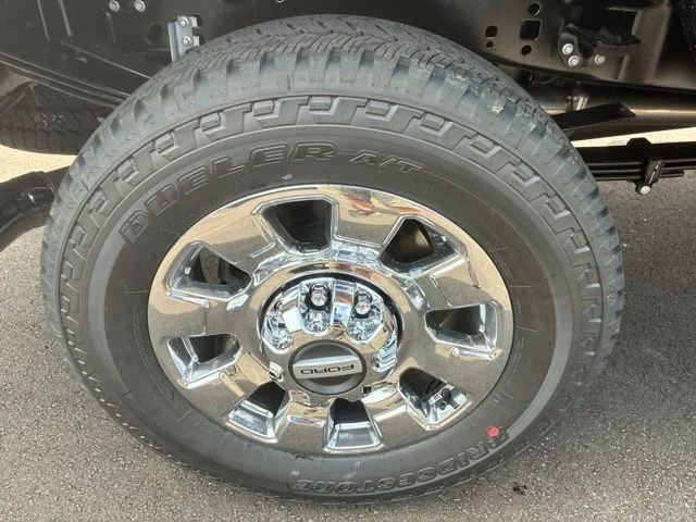 New 2026 Agate Black Metallic Ford F-350® Lariat® image 14