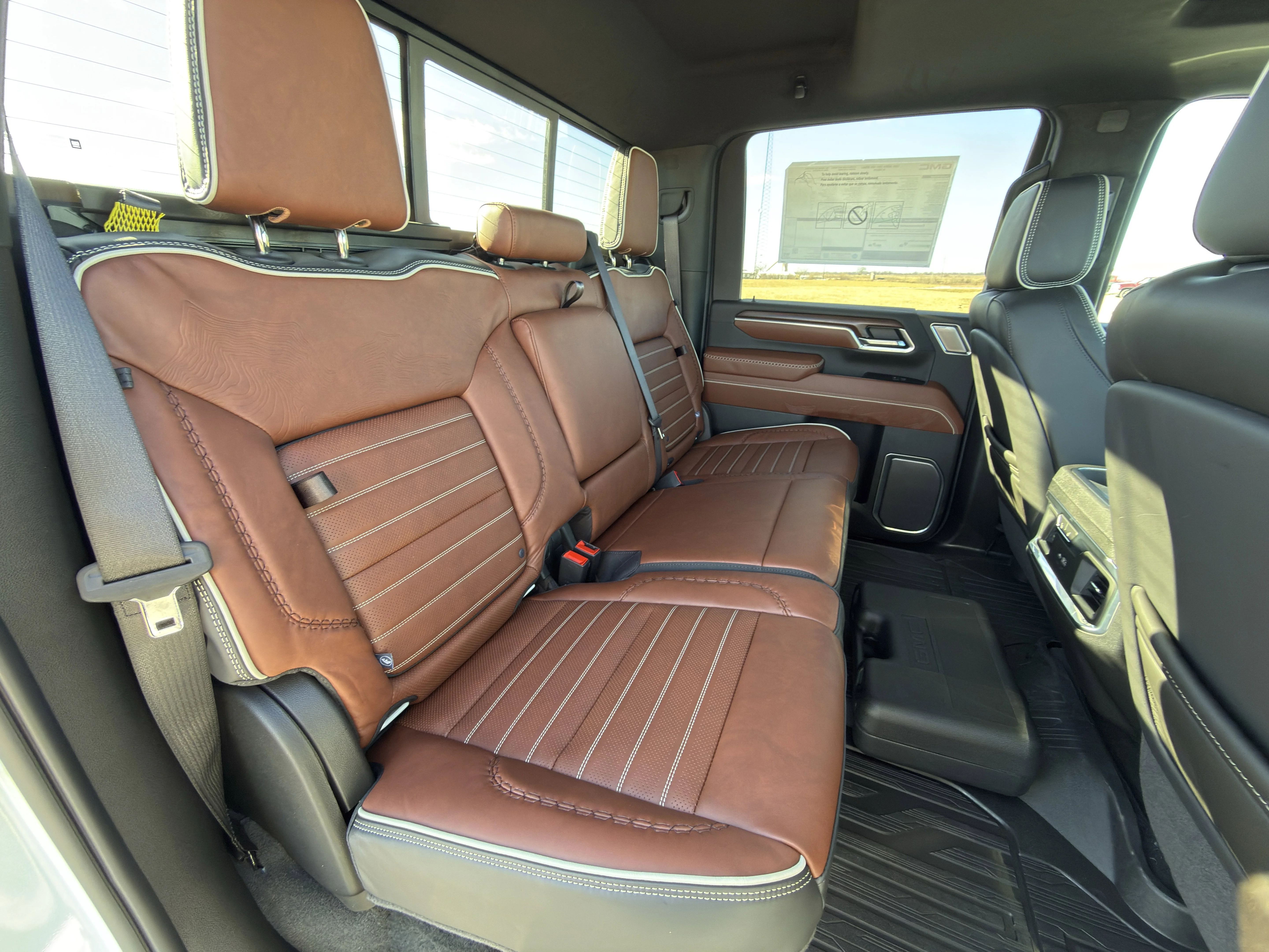 2026 GMC Sierra 3500HD Denali Ultimate - Photo 17