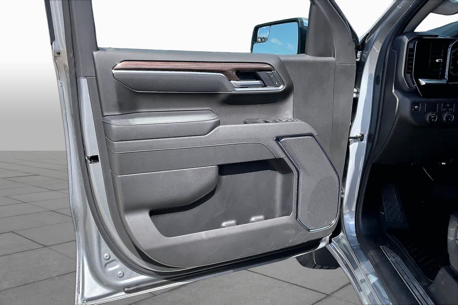 2026 Chevrolet Silverado 1500 LT - Photo 11