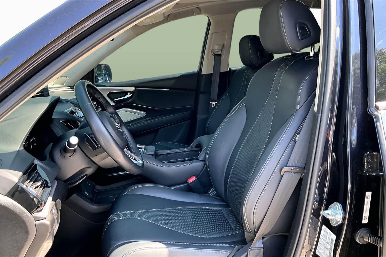Used 2024 Phantom Violet Pearl Acura w/Technology Package image 8