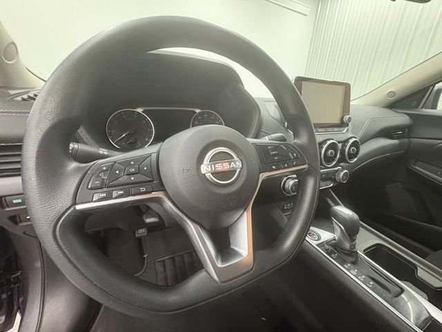 Used 2024 Gray Nissan SV image 18