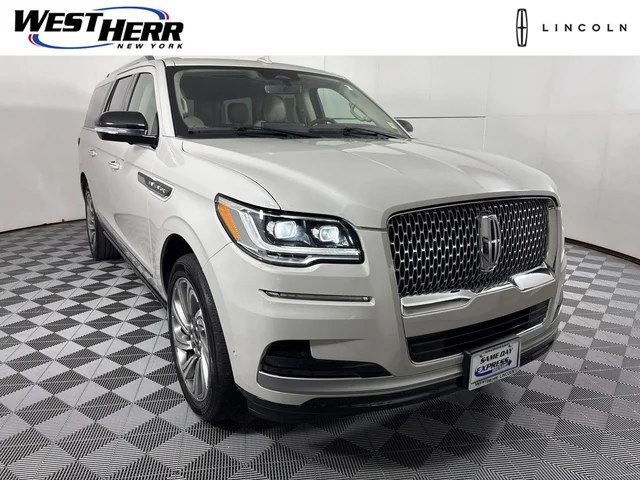2022 Lincoln Navigator L Reserve