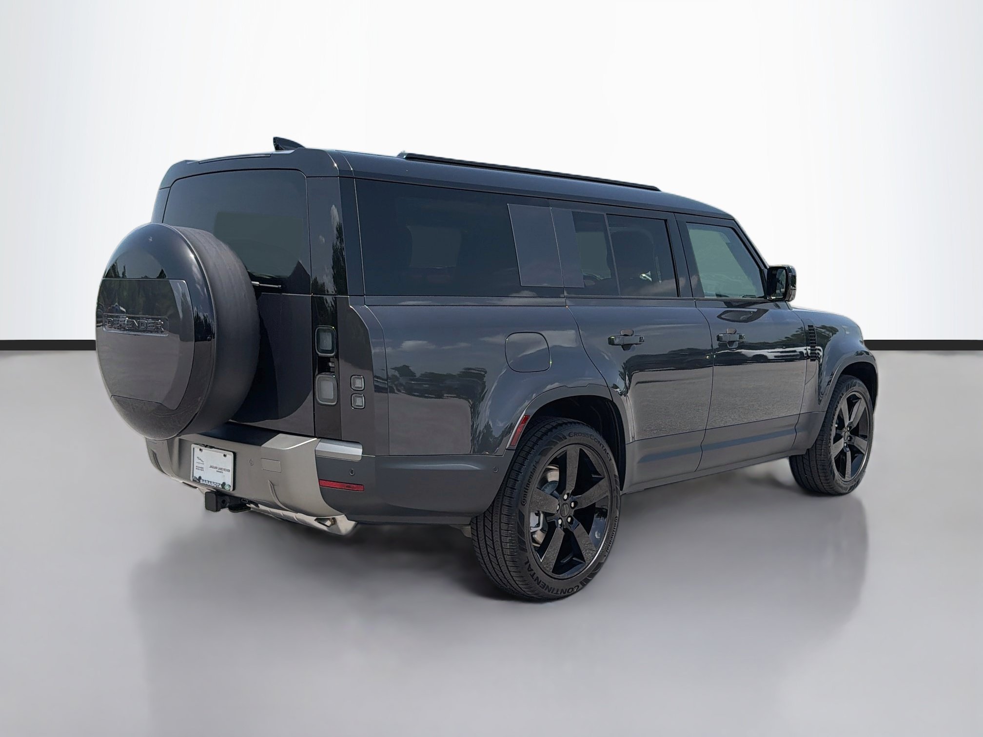 New 2026 Carpathian Grey Land Rover S image 5
