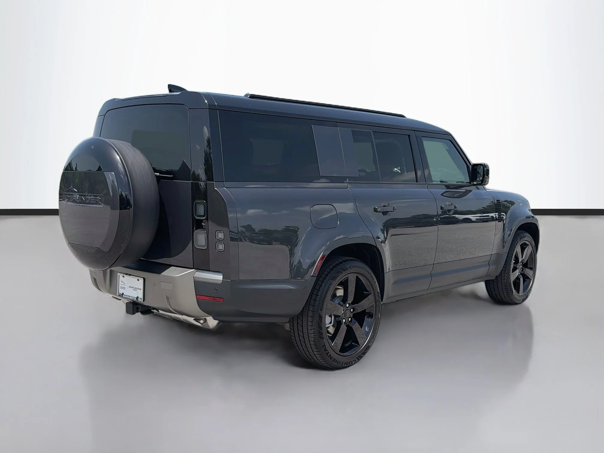 New 2026 Carpathian Grey Land Rover S image 5