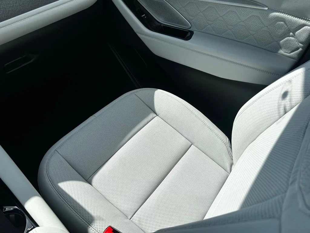 New 2026 Rapid Red Metallic Tinted Clearcoat Ford Platinum™ image 9