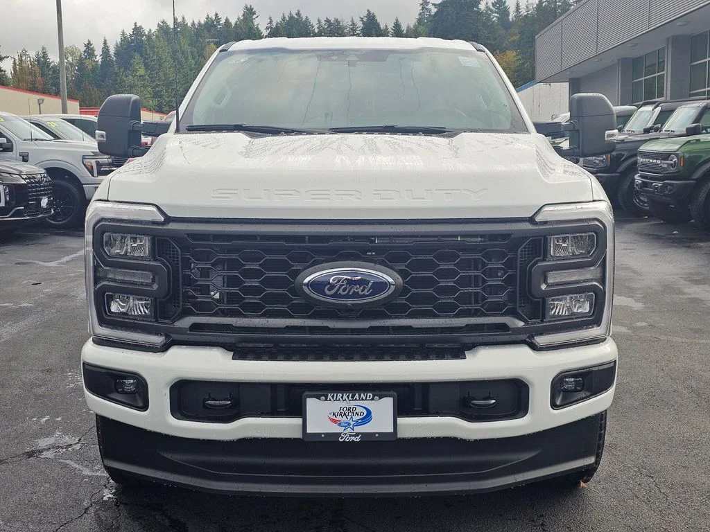 New 2026 Oxford White Ford F-350® XL image 2