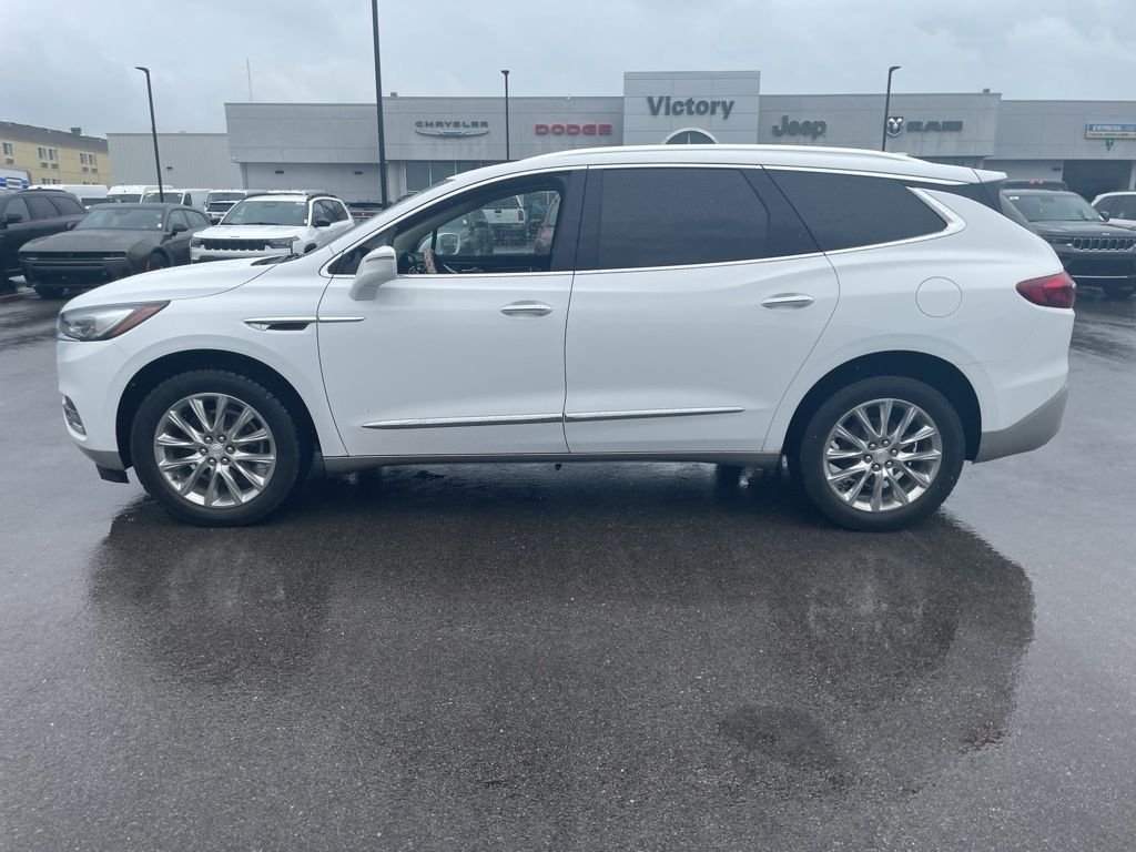 Used 2020 Buick Enclave Essence with VIN 5GAERBKW3LJ313729 for sale in Kansas City