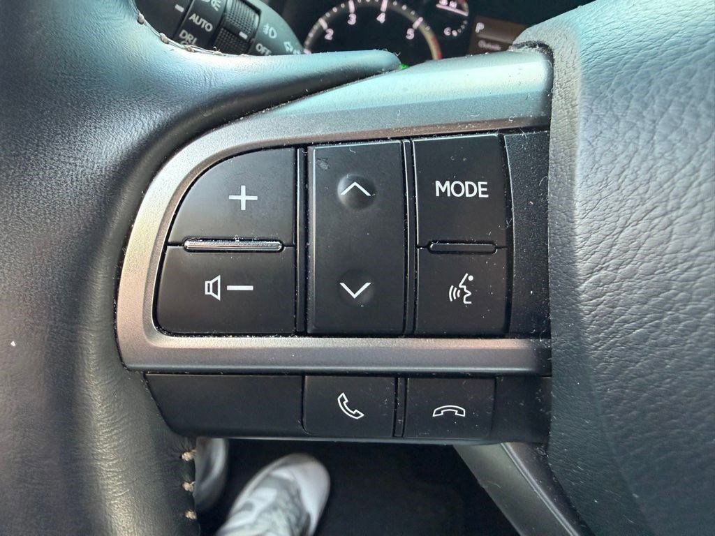 Used 2023 Nebula Gray Pearl Lexus GX 460 Luxury image 10