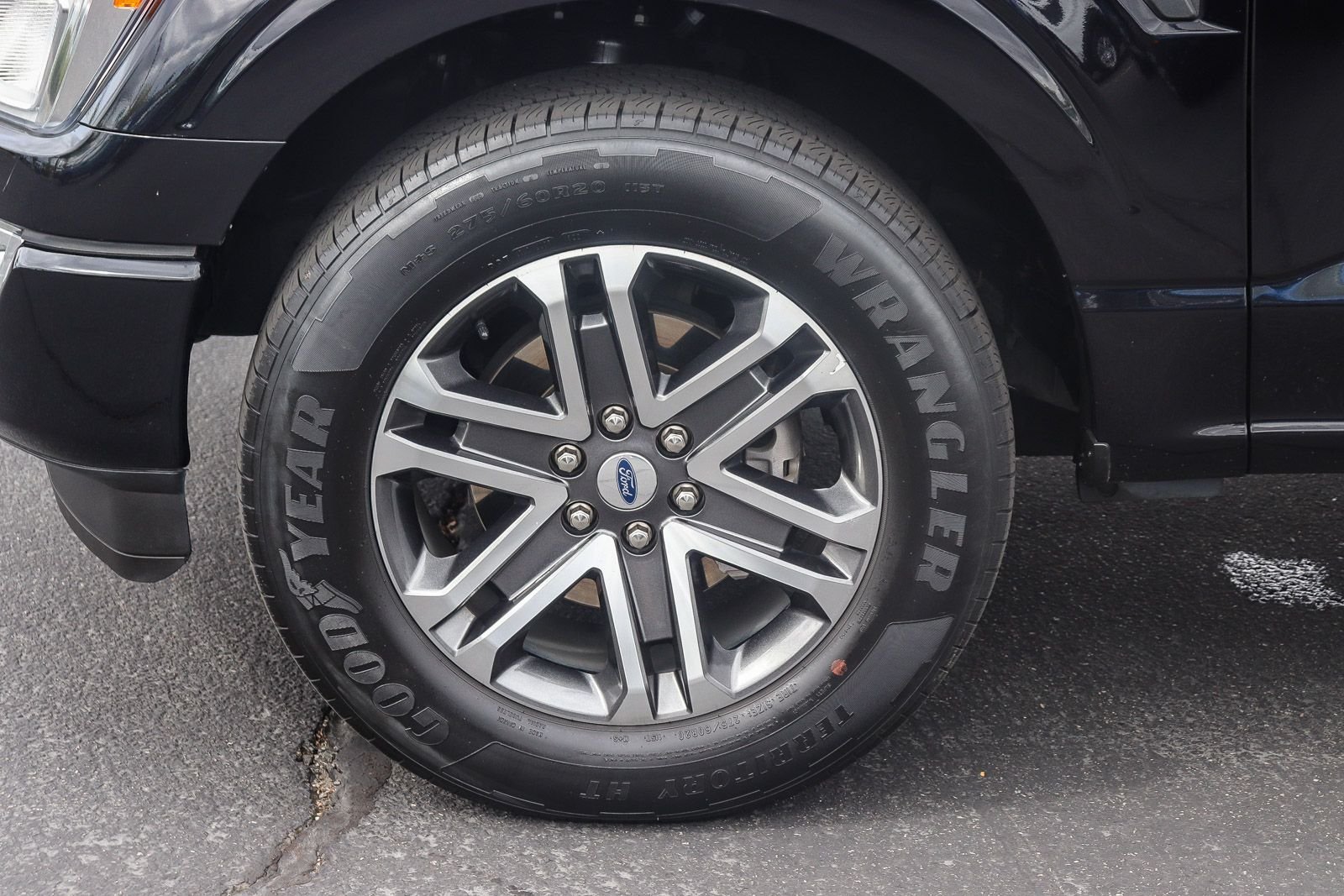 Certified Used 2022 Black Metallic Ford XL image 9