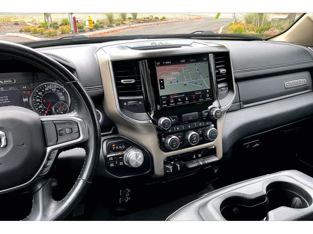 Used 2021 Patriot Blue Pearlcoat Ram Laramie image 6