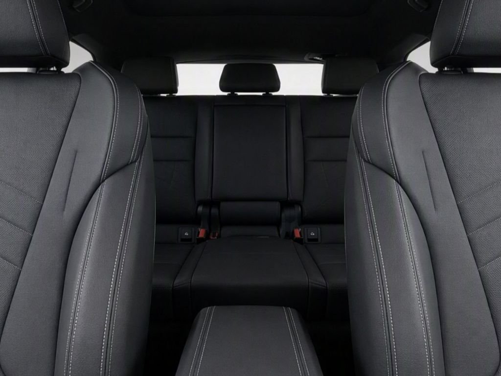 New 2027 Black Sapphire Metallic BMW xDrive28i image 34
