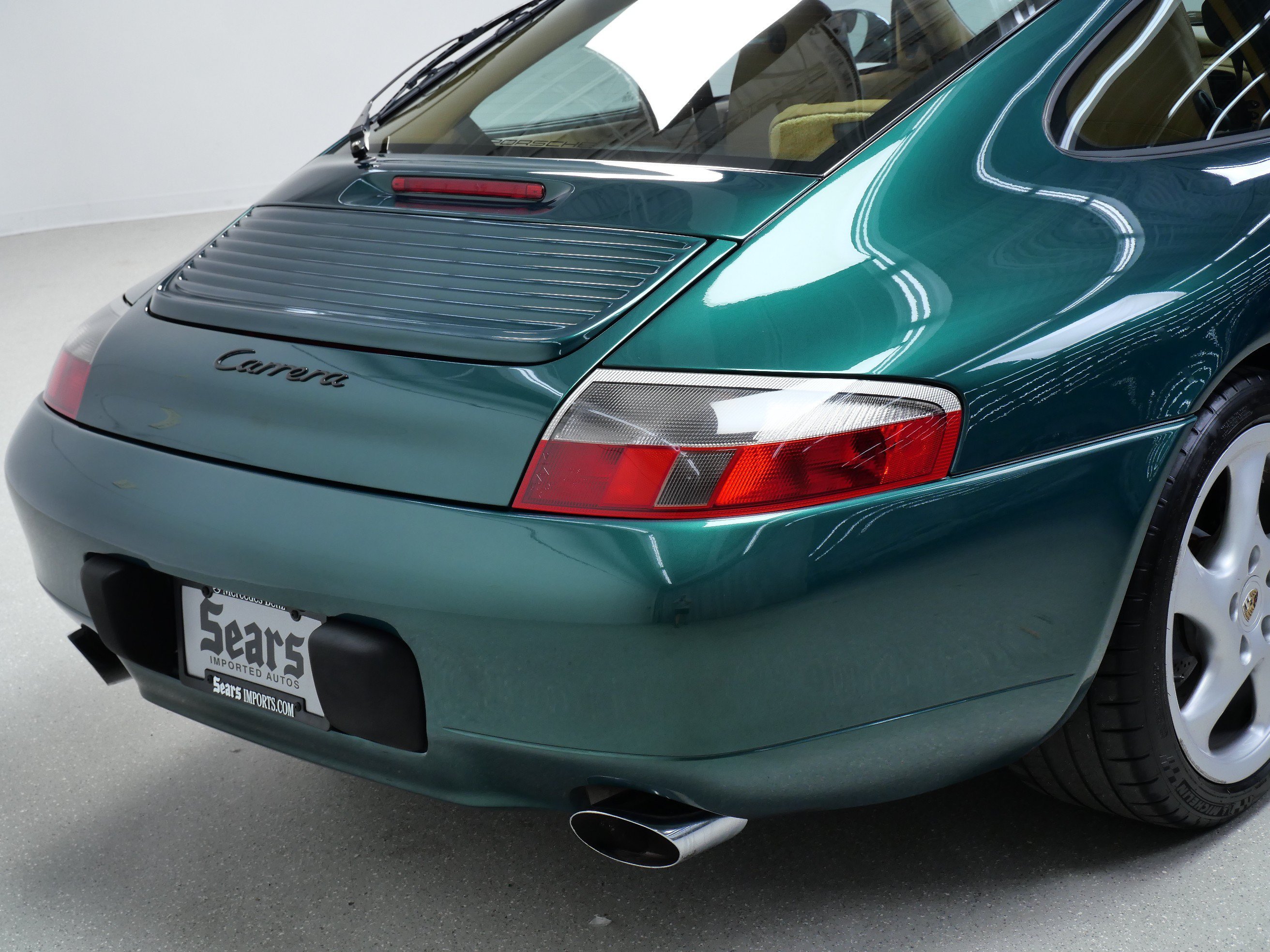 Used 2001 Forest Green Metallic Porsche  image 5
