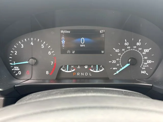 Used 2022 Blue Ford SE image 13