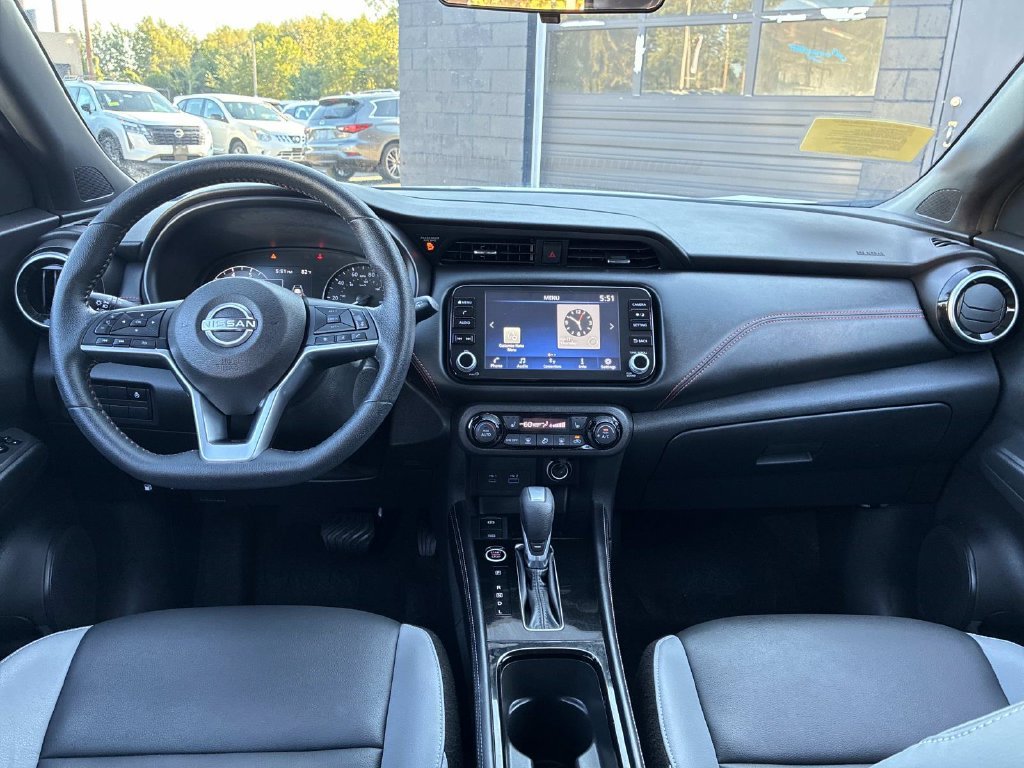 Used 2023 White Nissan SR image 17