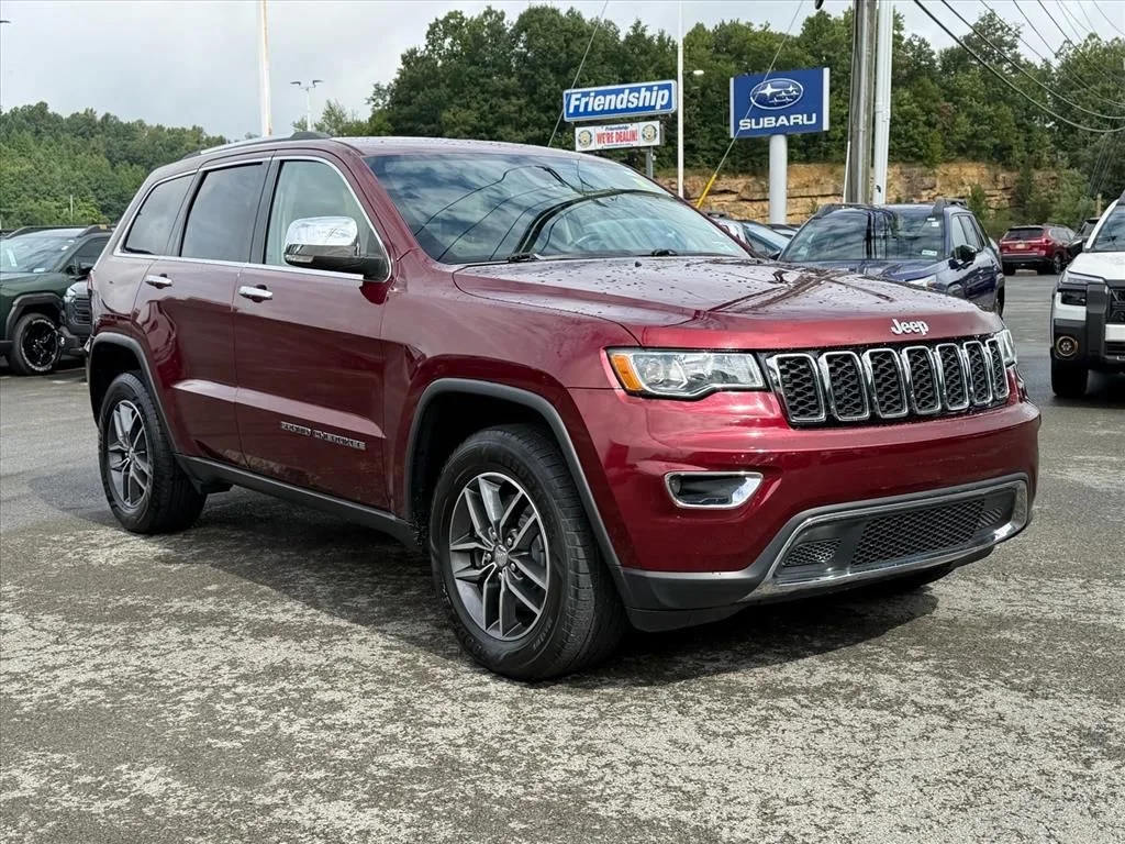 Used 2018 Red Jeep Limited image 18