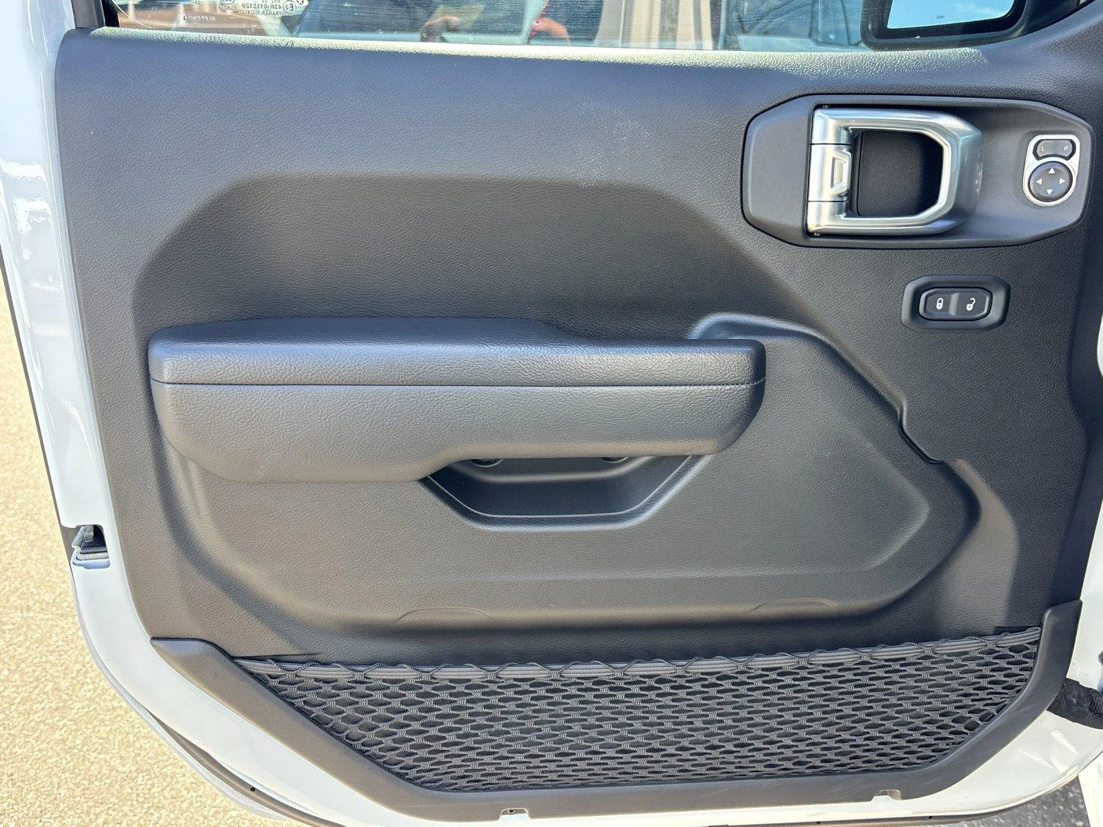 Used 2024 Bright White Clearcoat Jeep Sport S image 13