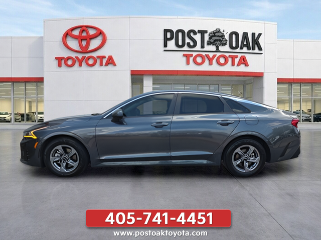 Used 2021 Gray Kia LXS image 2