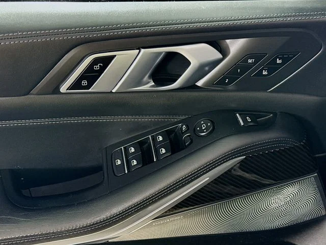 Used 2021 Black BMW  image 18