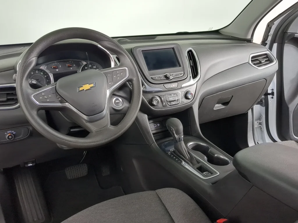 Used 2023 Summit White Chevrolet LT image 13