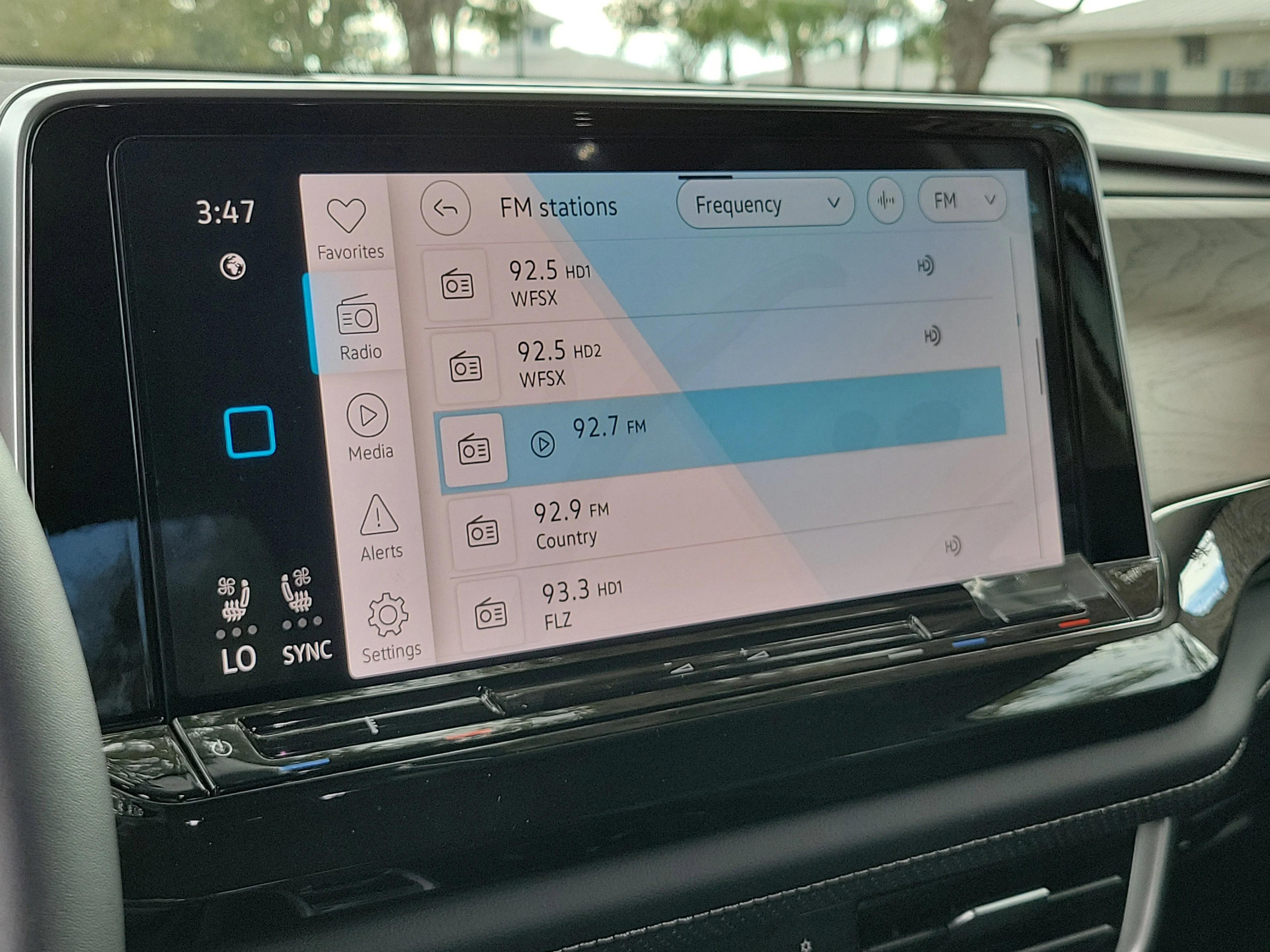 2026 Volkswagen Atlas SE w/Tech - Photo 26