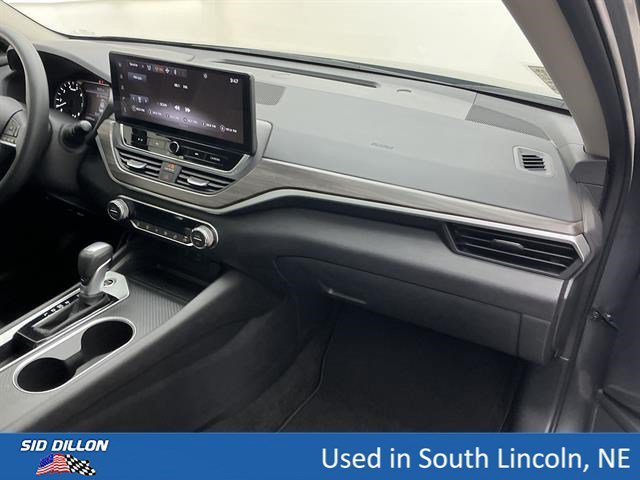 Used 2025 Gun Metallic Nissan SV image 24