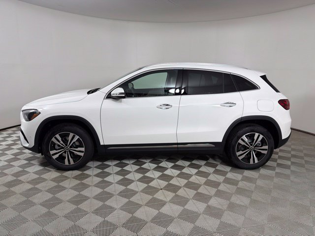 New 2026 Polar White Mercedes-Benz GLA 250 image 16