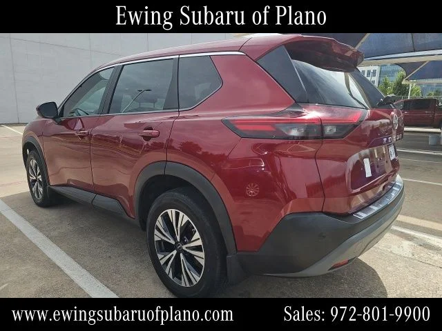 Used 2023 Red Nissan SV image 3