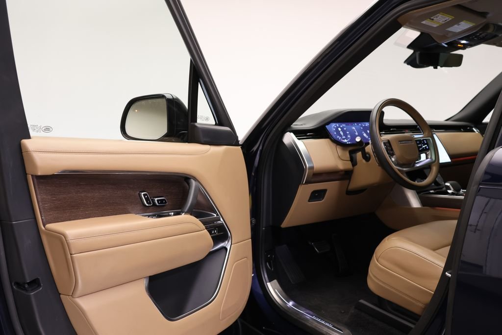 Used 2023 Portofino Blue Metallic Land Rover Autobiography image 28