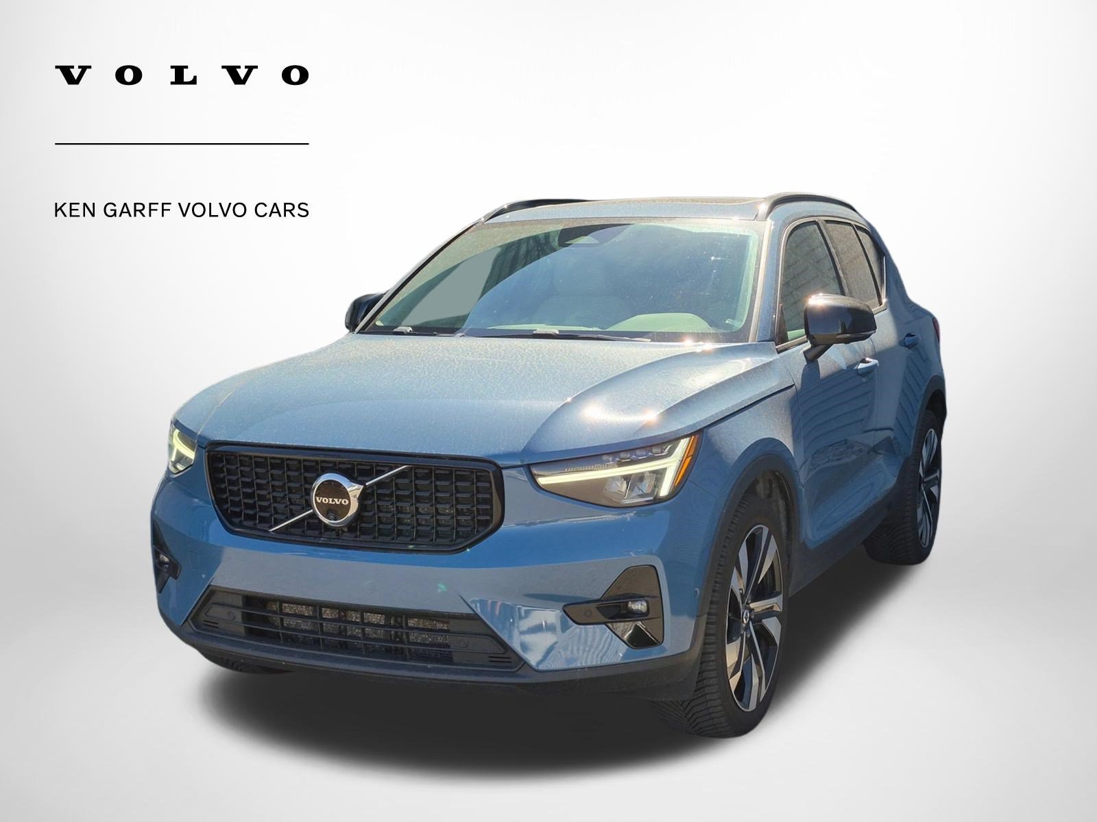 Certified Used 2023 Fjord Blue Volvo Plus Dark Theme image 8