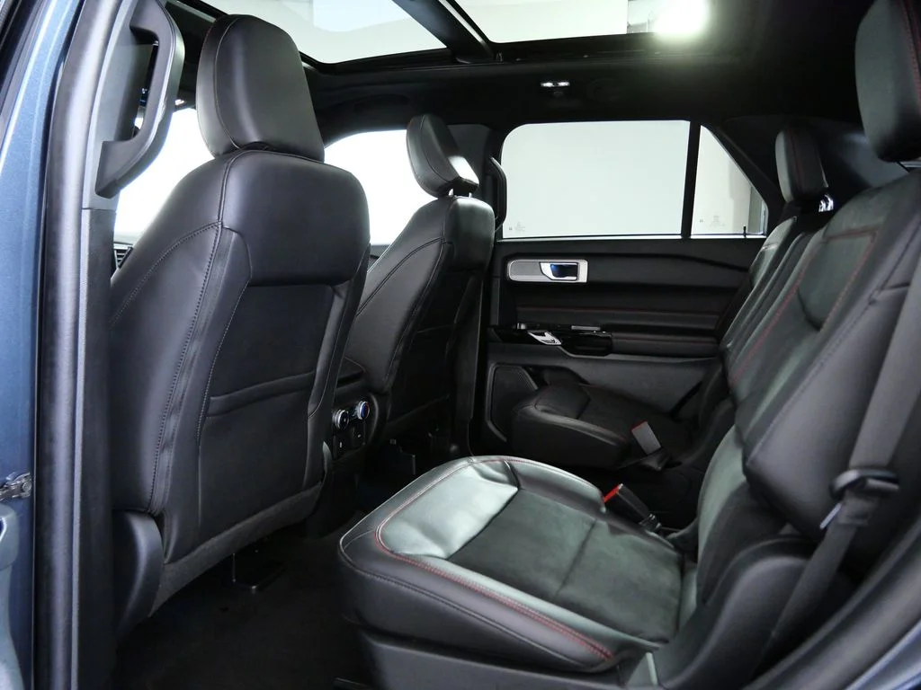Used 2023 Blue Ford ST-Line image 14