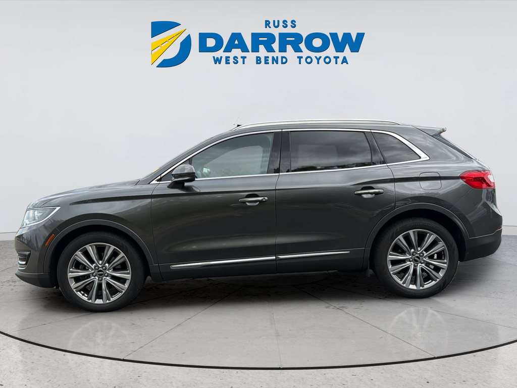Used 2017 Gray Lincoln Reserve image 2