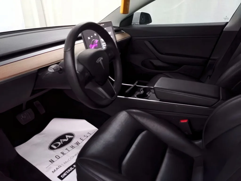Used 2019 Pearl White Multi-Coat Tesla Mid Range image 5