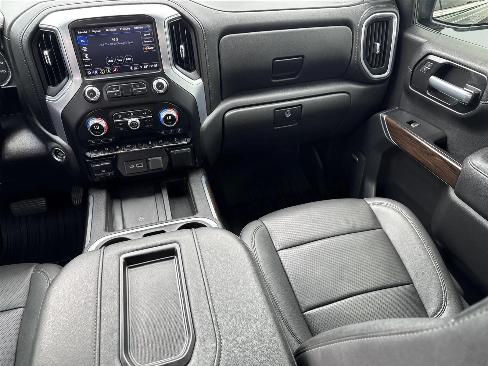 Used 2021 ONYX BLACK GMC SLT image 16