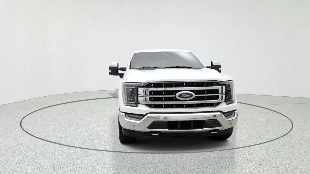 Used 2023 Star White Metallic Tri-Coat Ford LARIAT 4WD SuperCrew 5.5