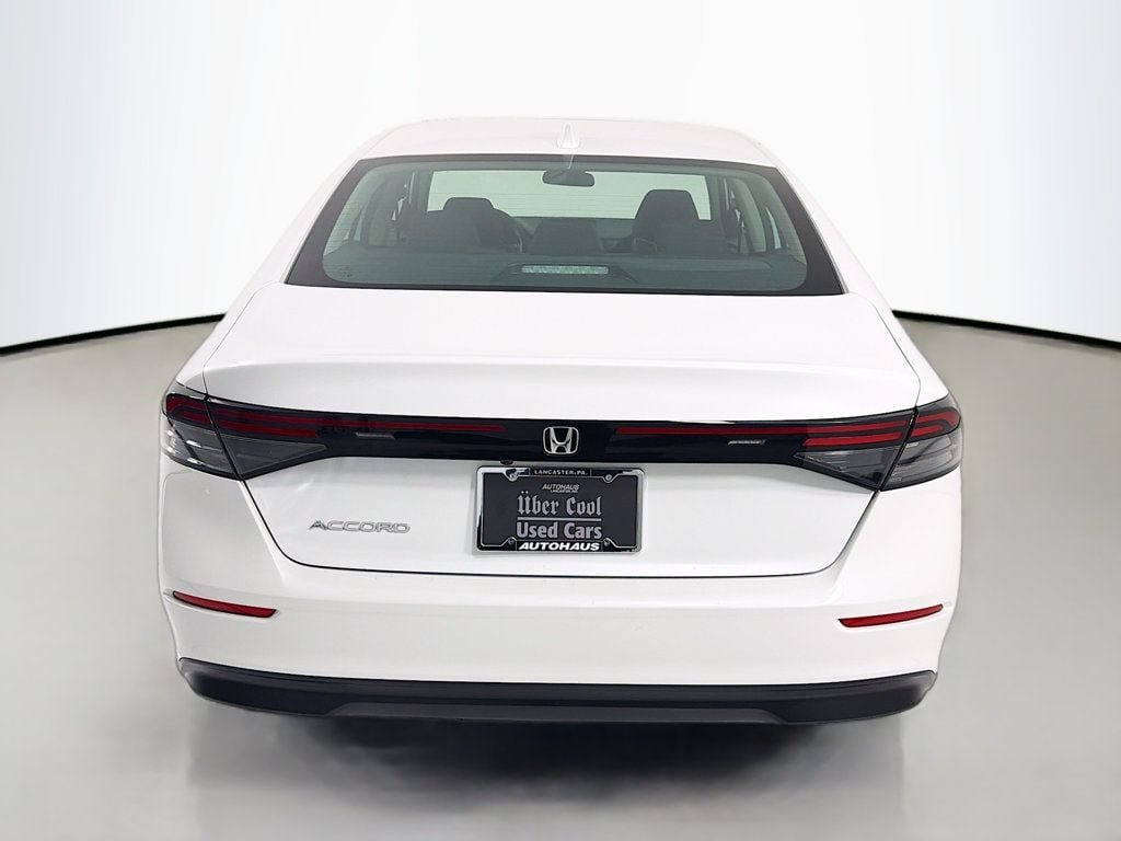 Used 2023 Platinum White Pearl Honda EX CVT w/o BSI image 6