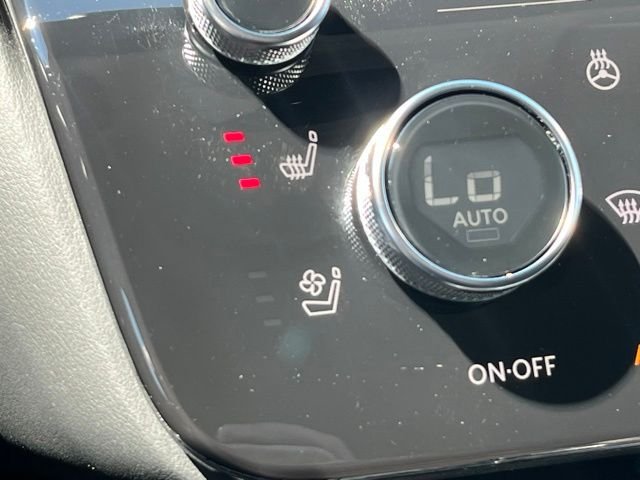 Certified Used 2026 White INFINITI LUXE image 20