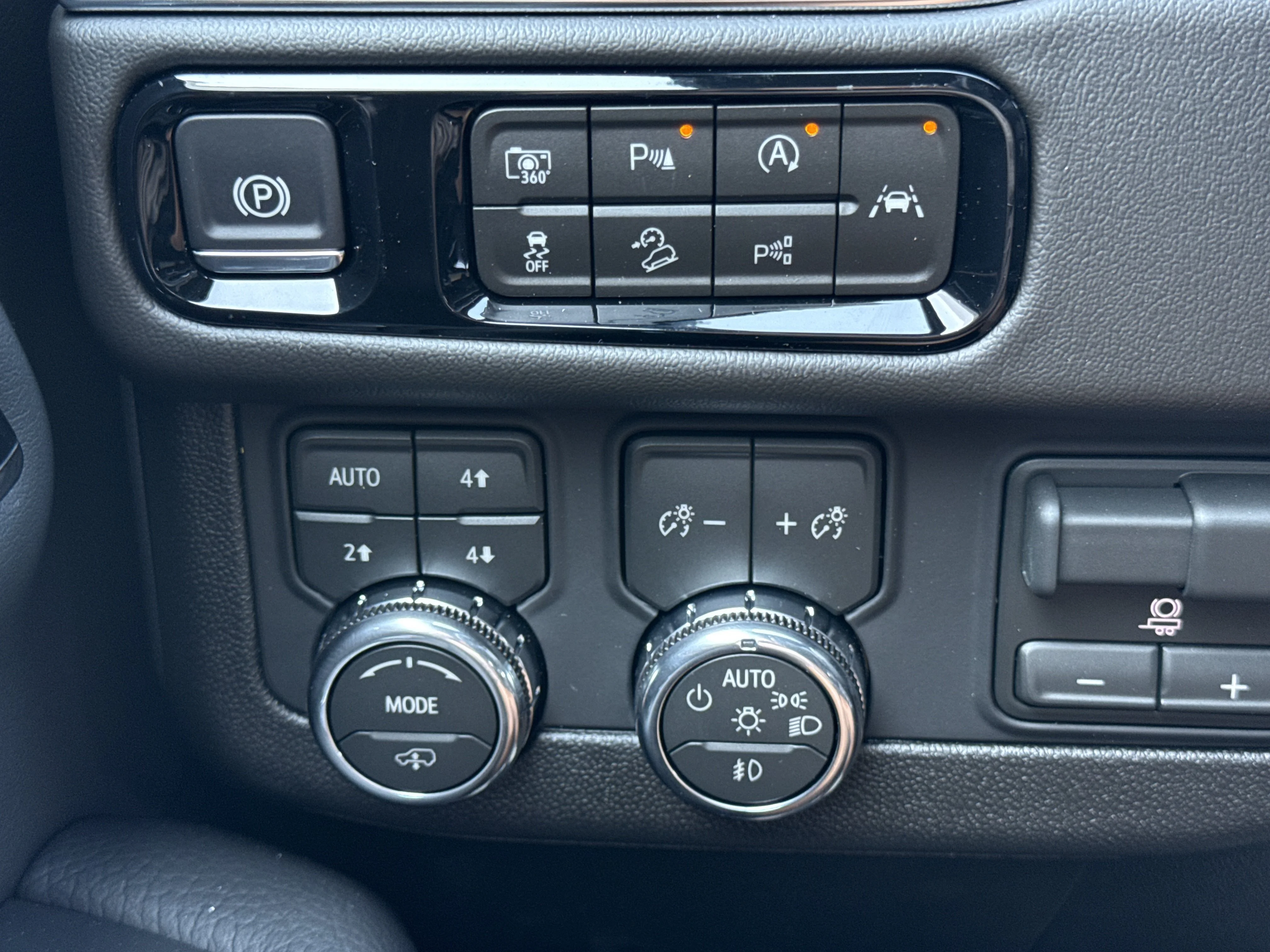 New 2026 Onyx Black GMC Denali 4WD image 27
