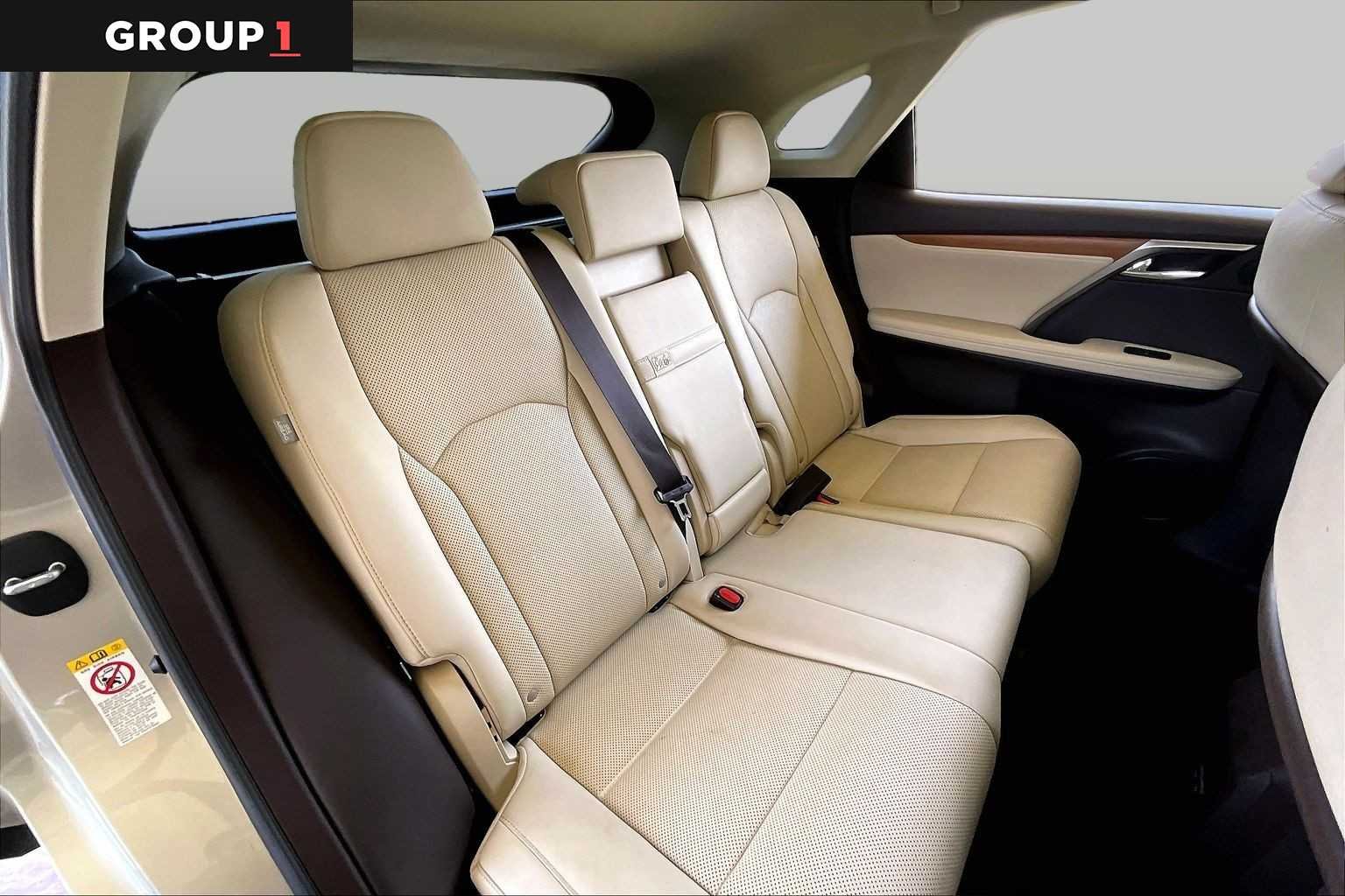 Certified Used 2020 Moonbeam Beige Metallic Lexus  image 17