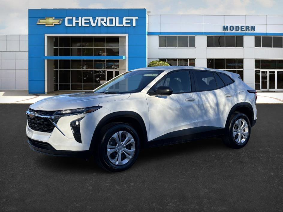 2025 Chevrolet Trax LS