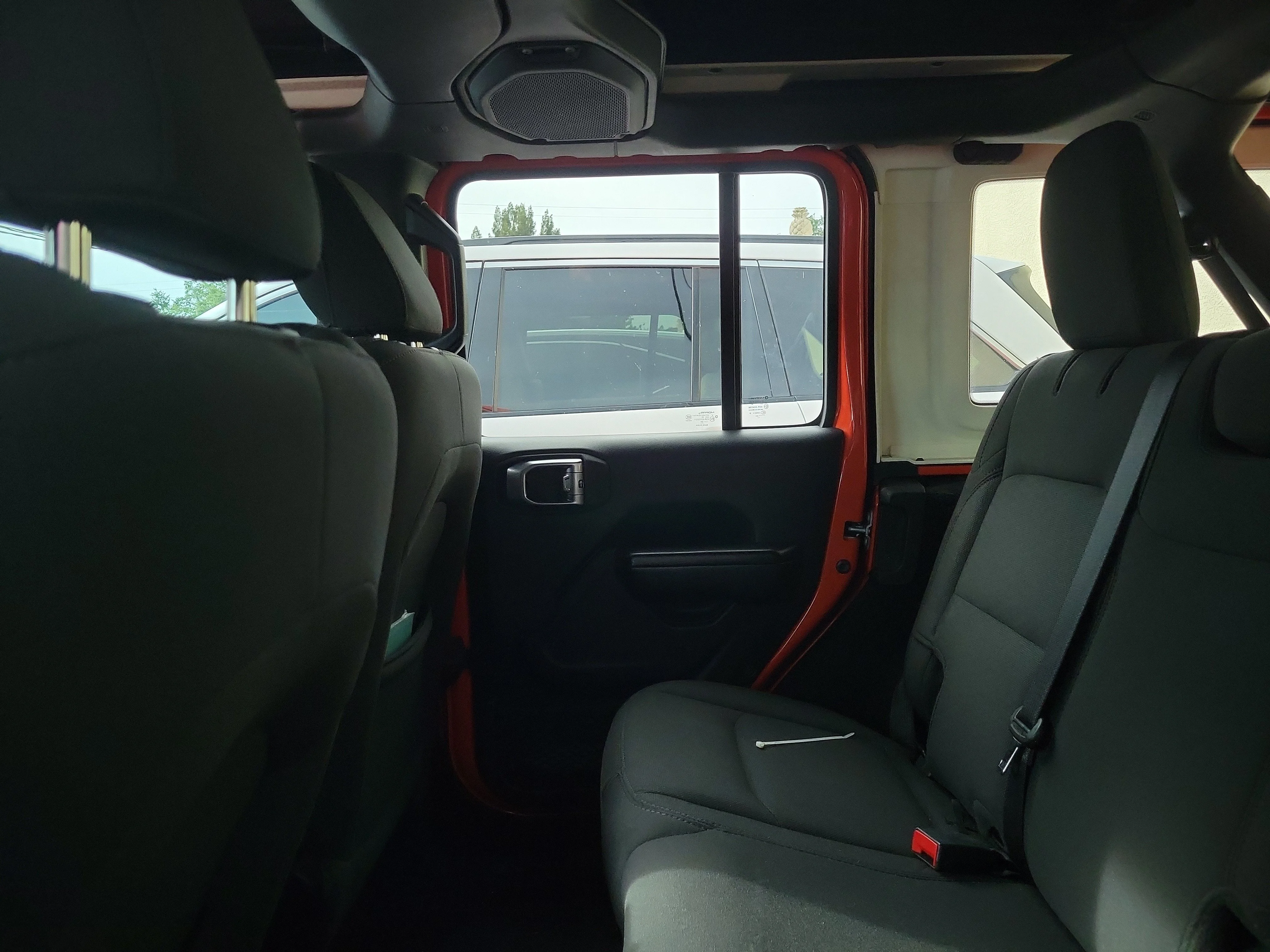 Used 2020 Punkn Metallic Clearcoat Jeep Sport S image 8