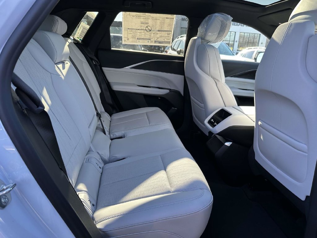 2026 Cadillac LYRIQ Luxury - Photo 36