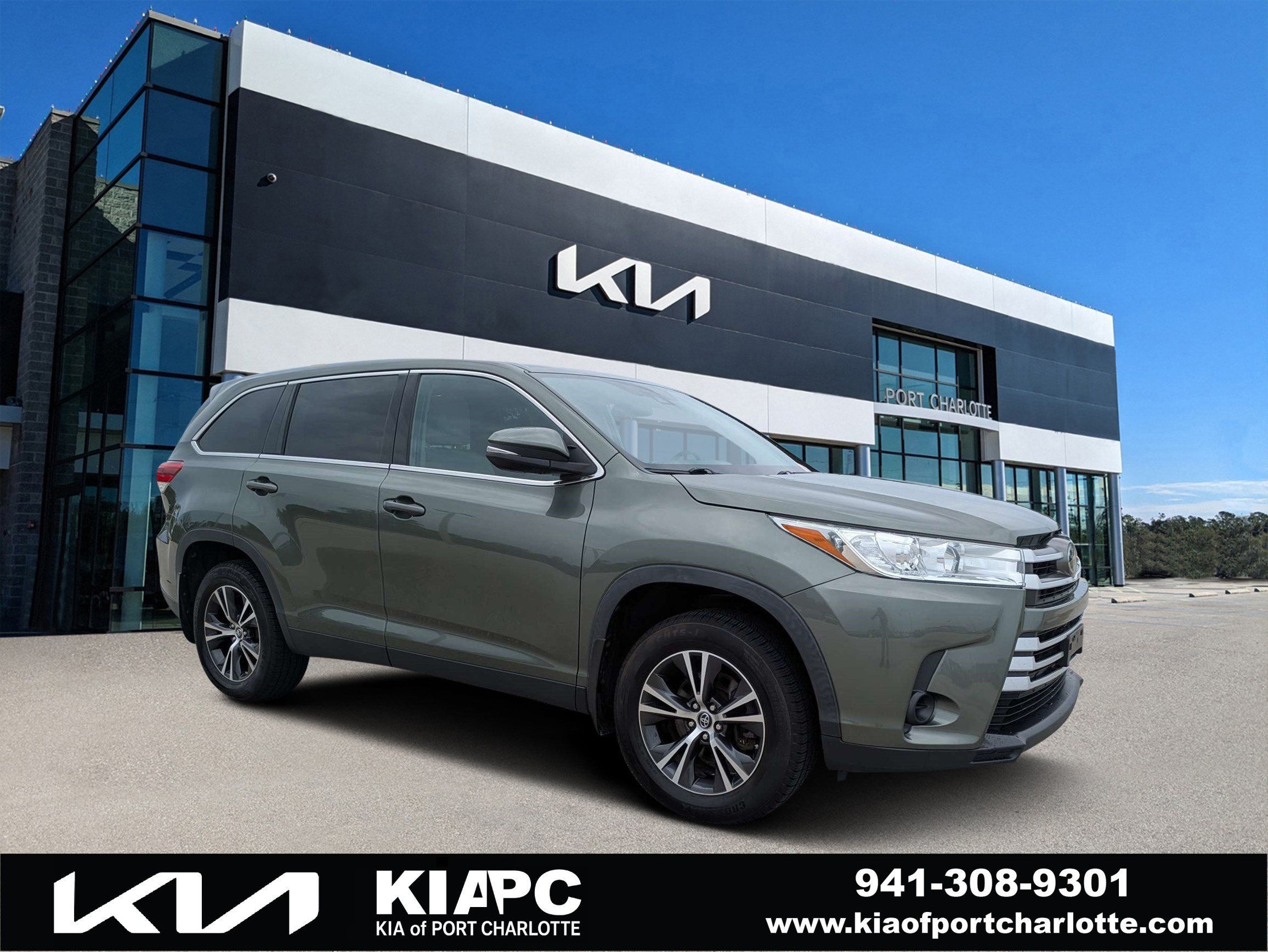 Used 2019 Alumina Jade Metallic Toyota LE image 1