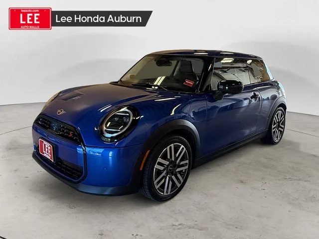 Used 2025 Blazing Blue MINI Iconic image 1